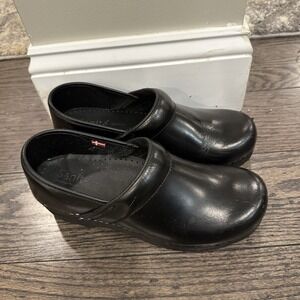 Sanita Women's Nursing Medical Chef ‎ Clogs Black Size 39/8 NARROW.